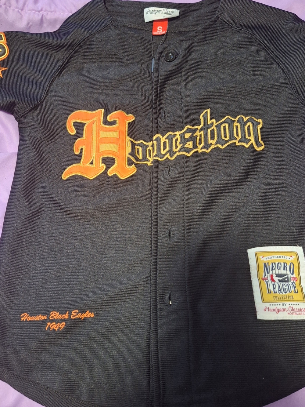Houston Boys Size Small Black & Orange Button-Down Baseball Shirt